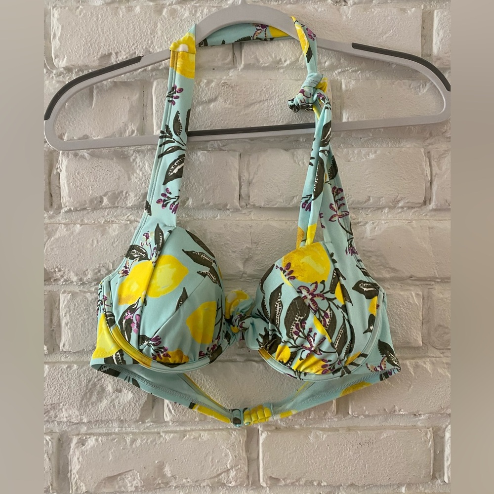 34D like new adore me bikini top lemons